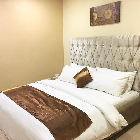 Alexia'S Place Hotel Lagos Luaran gambar