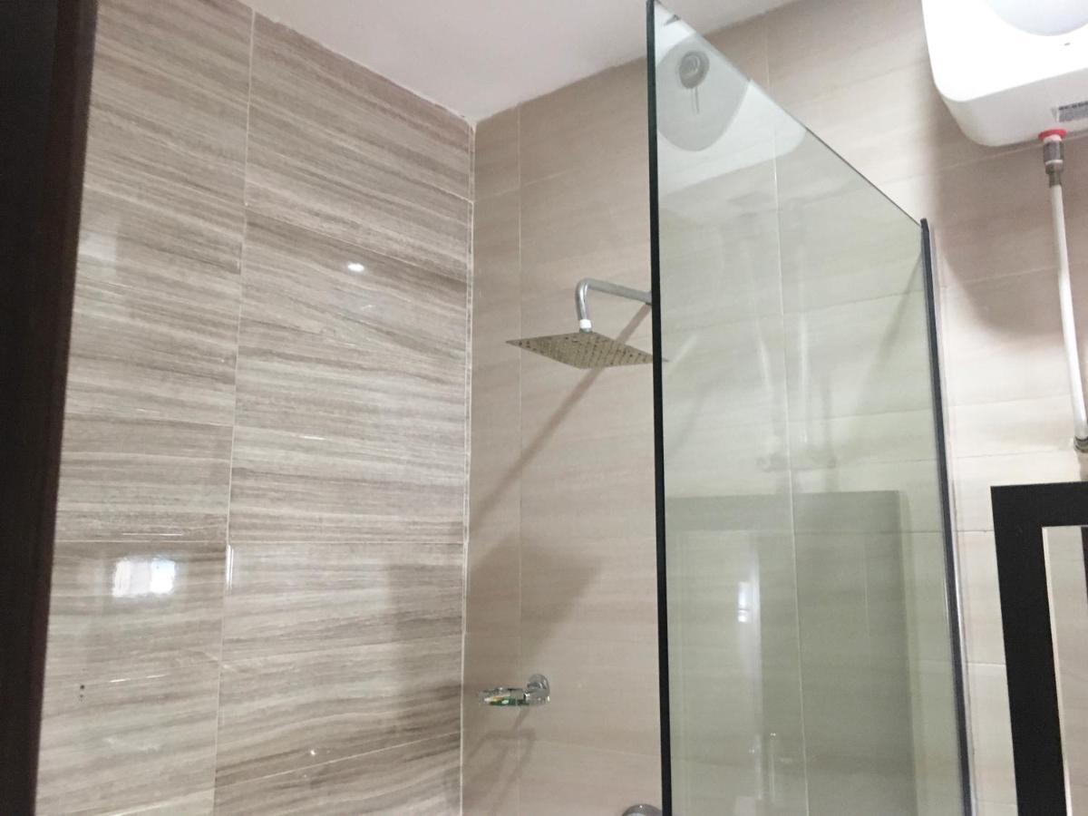 Alexia'S Place Hotel Lagos Luaran gambar